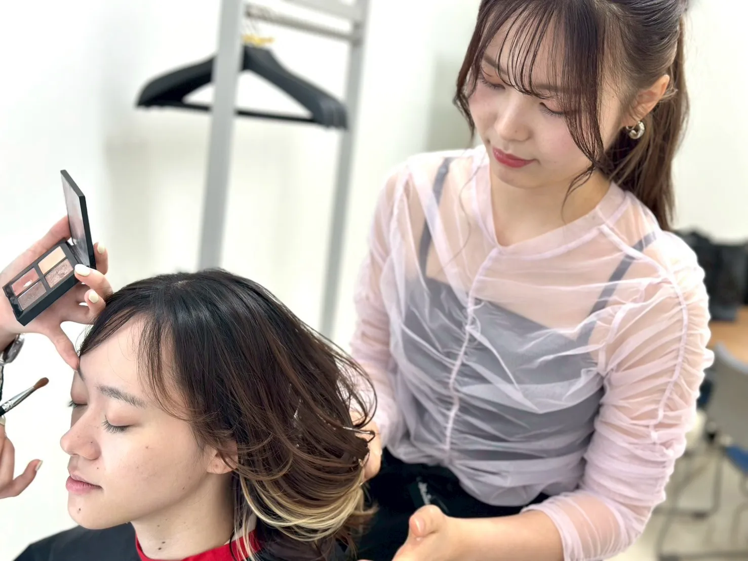 自然体の表情を引き出す現場の様子