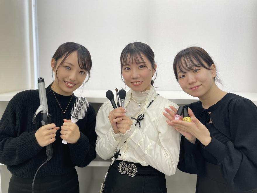 在校生が使っている道具を見せてもらえる。在校生と直接話せるのがオープンキャンパスの価値